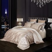 19 Momme Silk Duvet Cover - Image 4