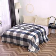 Flannel Blanket with Craftsmanship - Image 2