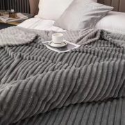 Flannel Blanket with Craftsmanship - Image 29